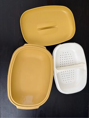 Vintage harvest gold Tupperware steamer with  divider  #1273  #1274 #1275